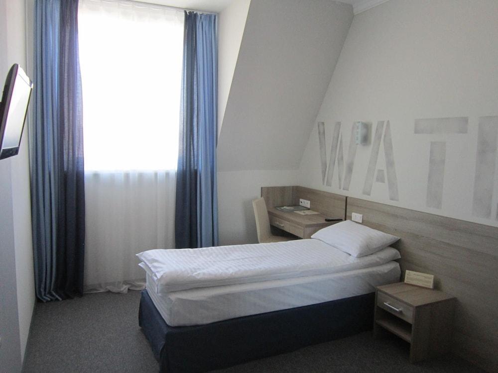 Practicotel Kijów Zewnętrze zdjęcie