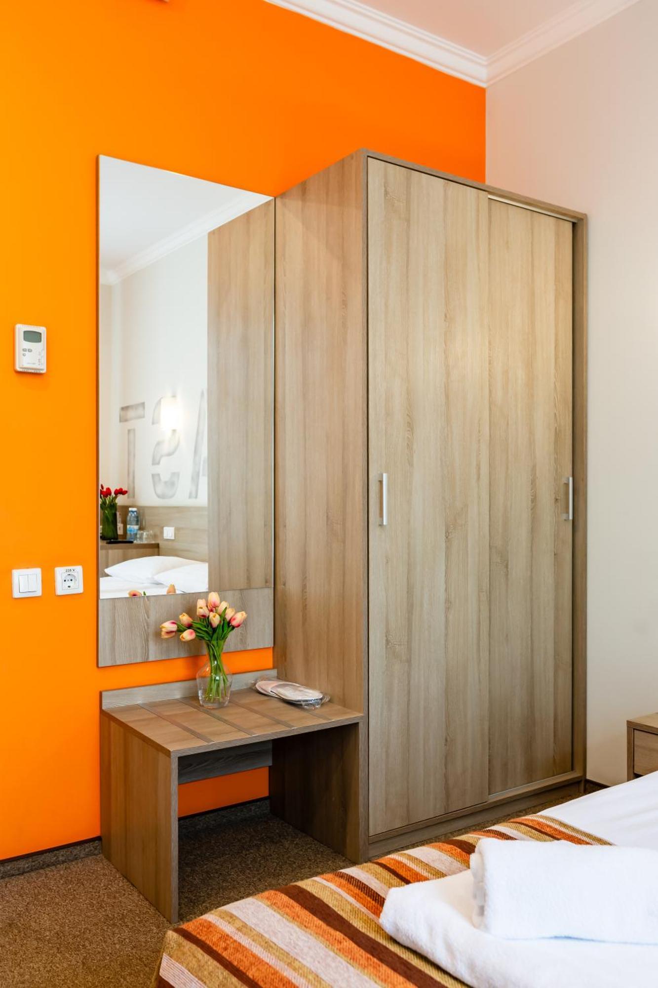 Practicotel Kijów Zewnętrze zdjęcie