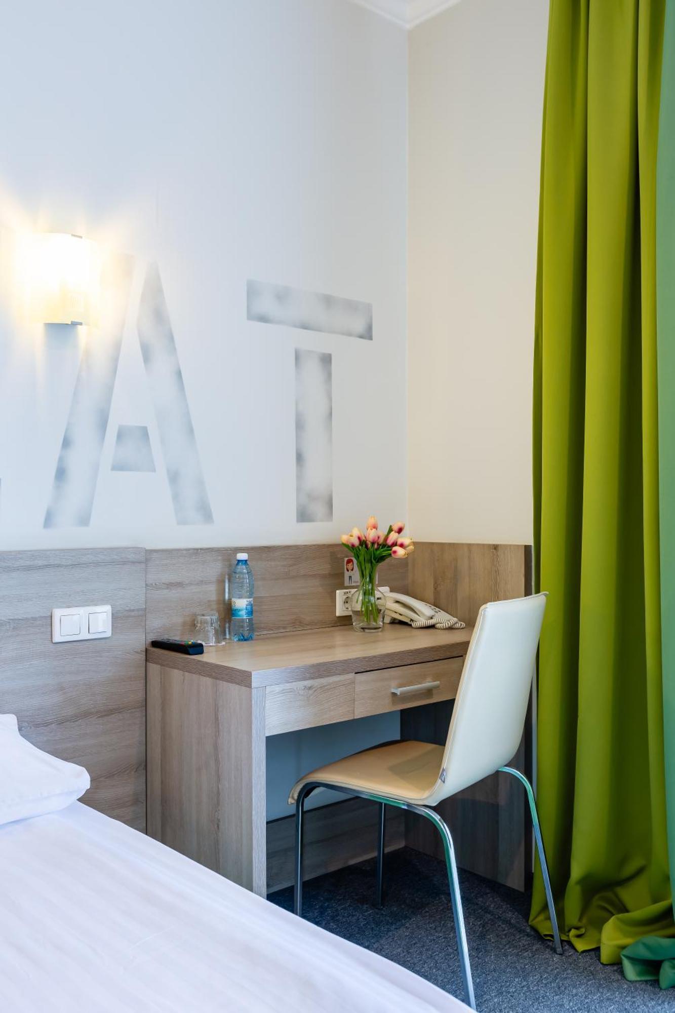 Practicotel Kijów Zewnętrze zdjęcie